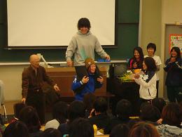 1225968703_image02