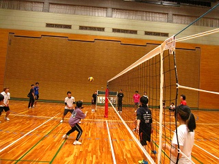 2019volley5326.jpg